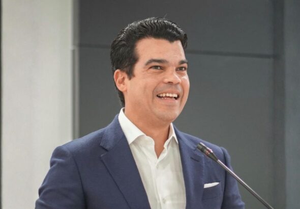 Wellington Arnaud encabeza percepción de funcionarios más eficientes, según SONDEOS - Imagen